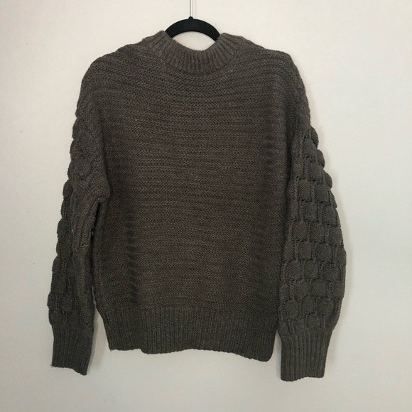 Elodie Bubble sleeve pullover sweater NWT size M - Picture 4 of 5